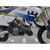 Protection de pot en carbone pour KTM / HUSQVARNA / GASGAS 250TBI / 300 TBI / 250 TEI / 300 TEI / 250 EC / 300 EC 2024-2026